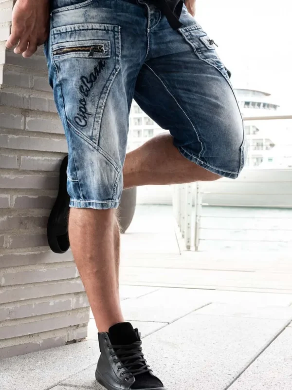 Barillo Shorts - Mørkeblå^Cipo & Baxx Fashion