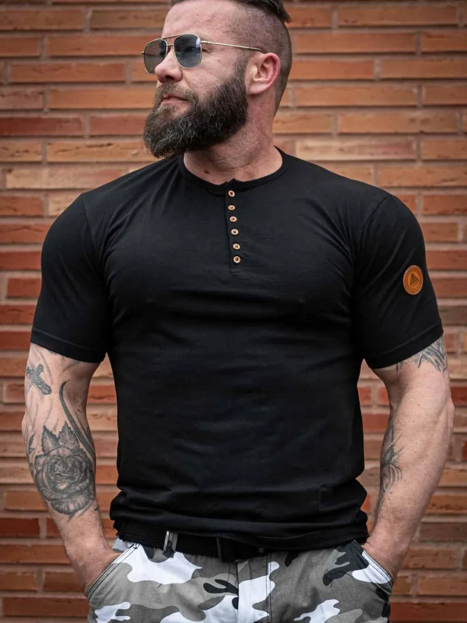 rd_zuto_tshirt__sort_1.webp RD Zuto T-shirt - Sort^RockDenim Best
